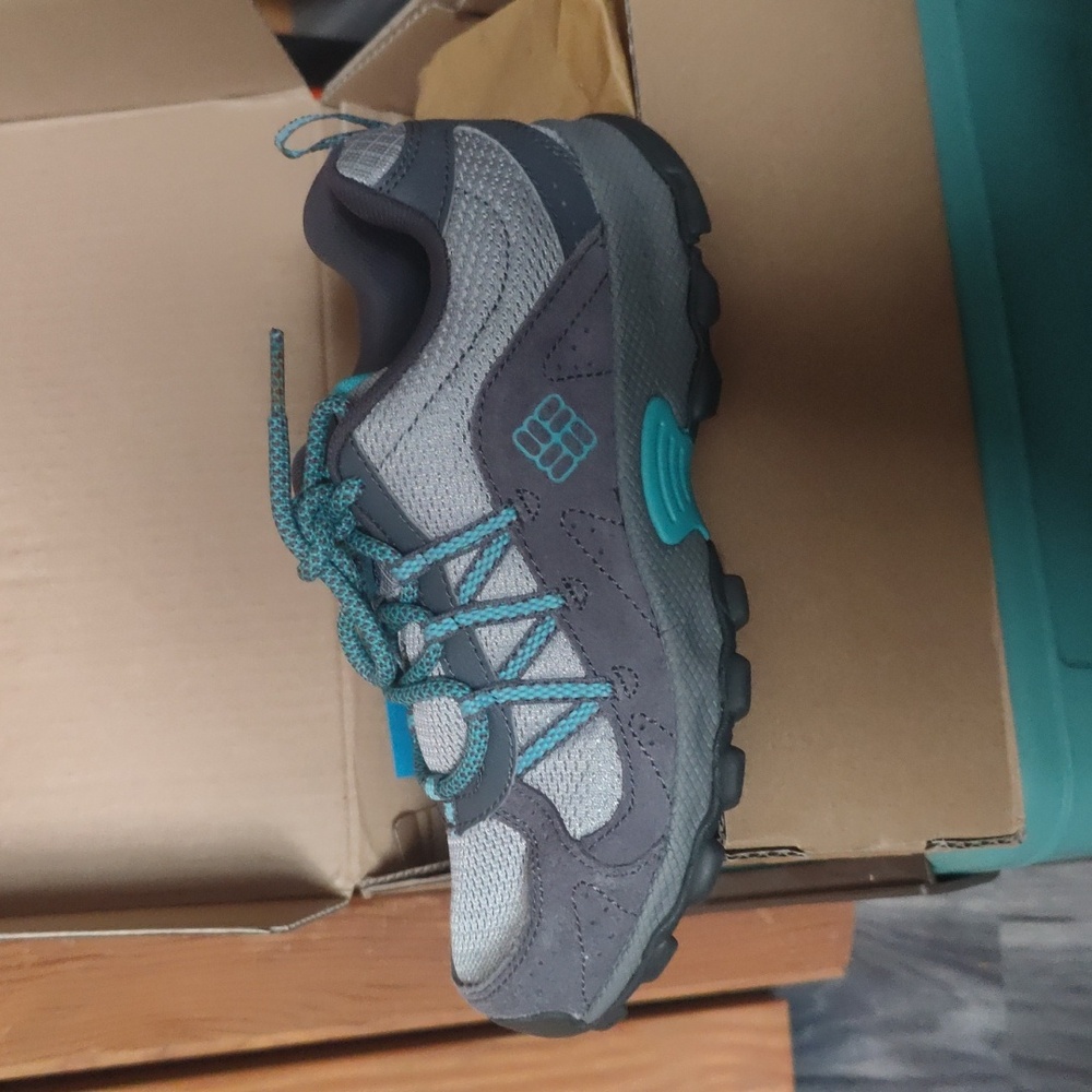Columbia Day breaker trail shoes